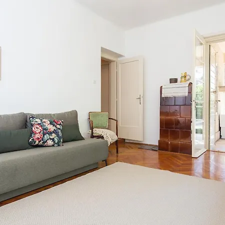Veranda Holiday home